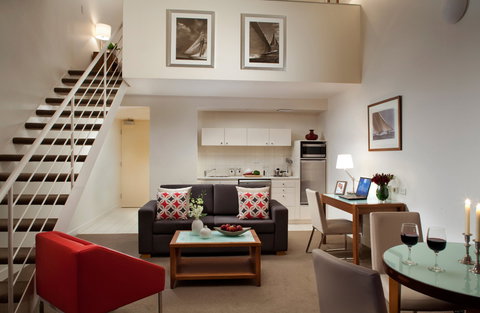 Somerset on the Pier - Darwin Holiday 10