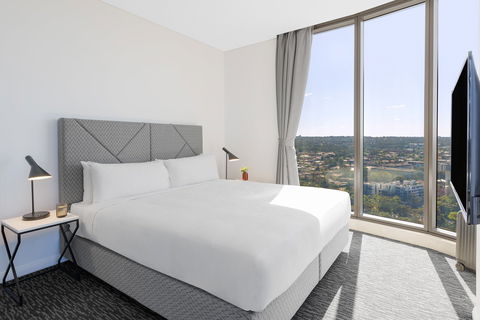 Meriton Suites George St - Darwin Holiday 0