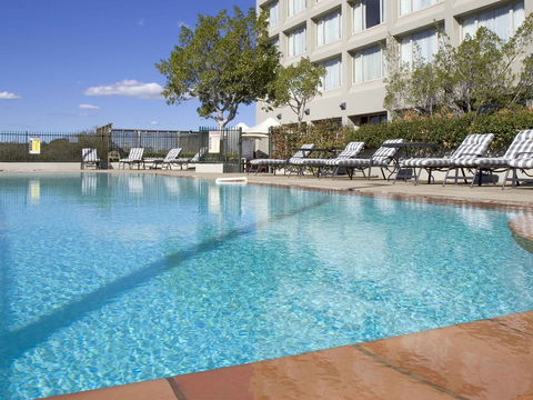 Mercure Hotel Parramatta - Darwin Holiday 2