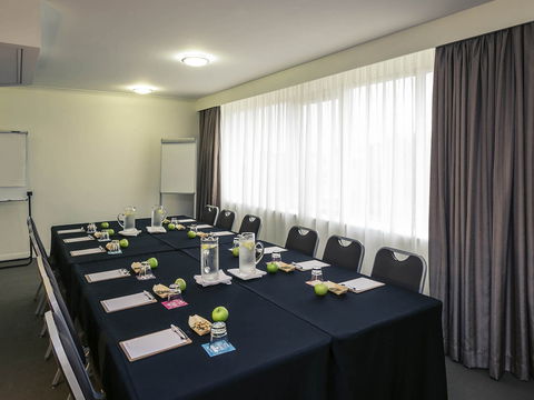 Mercure Hotel Parramatta - Darwin Holiday 9