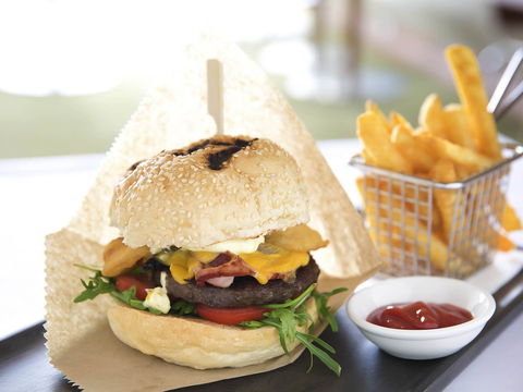 Mercure Hotel Parramatta - Darwin Holiday 14