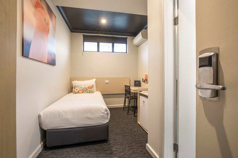 Nightcap at Chester Hill Hotel - Darwin Holiday 6