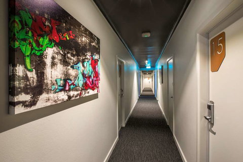 Nightcap at Chester Hill Hotel - Darwin Holiday 8