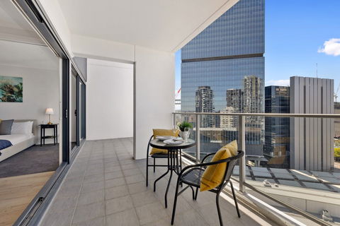 Astra Apartments Parramatta - Darwin Holiday 8