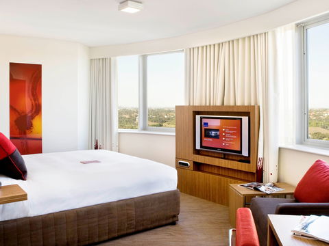 Novotel Sydney Olympic Park - Darwin Holiday 5