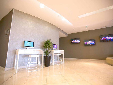 Hotel Ibis Sydney Olympic Park - Darwin Holiday 16