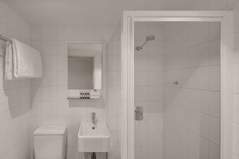 Travelodge Hotel Hobart - Darwin Holiday 9