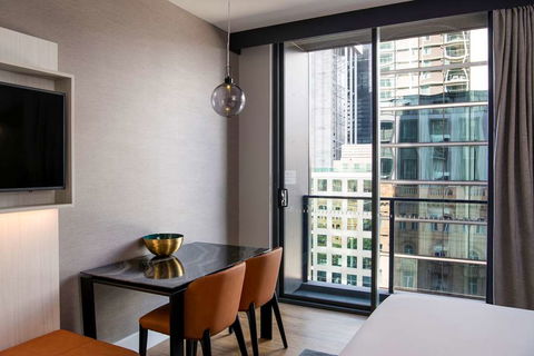 Adina Apartment Hotel Brisbane - Darwin Holiday 12