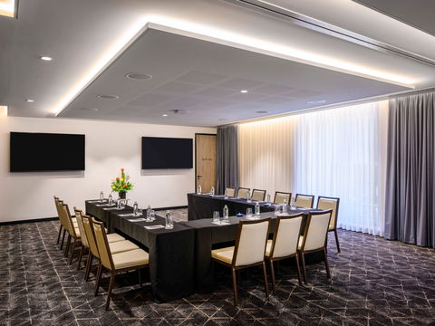 Moevenpick Hotel Hobart - Darwin Holiday 6