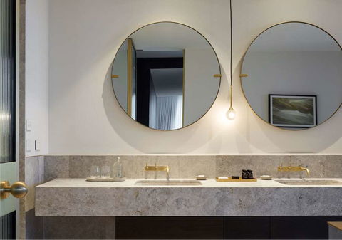 Eos By SkyCity - Darwin Holiday 2