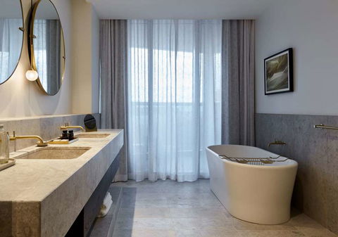 Eos By SkyCity - Darwin Holiday 3