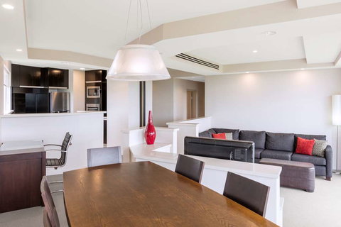 RACV Royal Pines Resort - Darwin Holiday 13