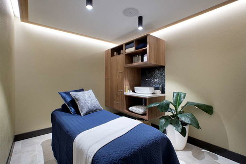 The Star Grand Hotel, Gold Coast - Darwin Holiday 14