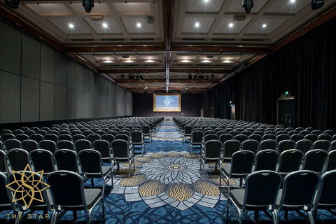 The Star Grand Hotel, Gold Coast - Darwin Holiday 16