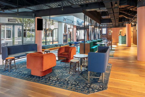 Amora Hotel Riverwalk Melbourne - Darwin Holiday 3