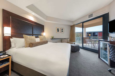 Amora Hotel Riverwalk Melbourne - Darwin Holiday 6