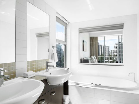 Mantra Wings - Darwin Holiday 10