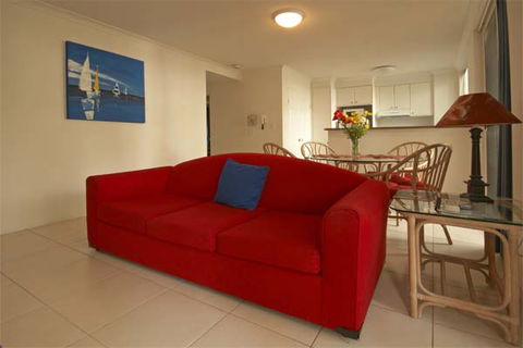 Santorini Holiday Apartments - Darwin Holiday 1
