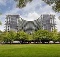 Astra Canberra Manhattan - Darwin Holiday
