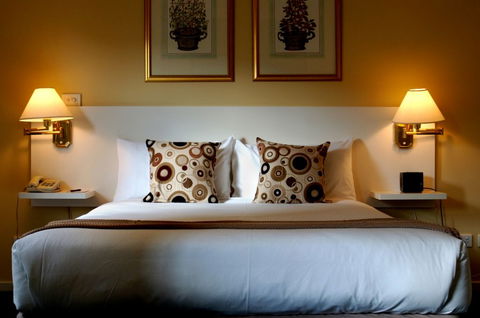 Quest Carlton on Finlay - Darwin Holiday 3