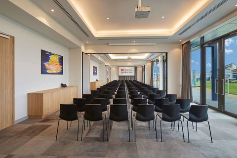 Hilton Garden Inn Albany - Darwin Holiday 13