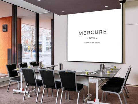 Mercure Melbourne Southbank - Darwin Holiday 9