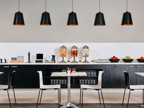 Mercure Melbourne Southbank - Darwin Holiday 10