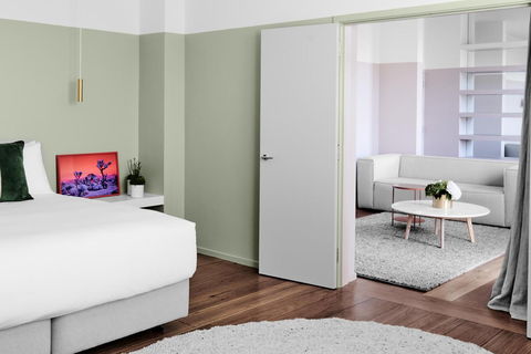 The Prince - Darwin Holiday 11