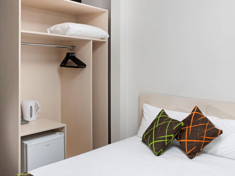 Ibis Styles Kingsgate Hotel - Darwin Holiday 4