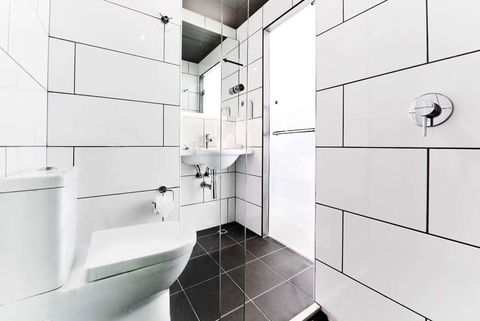 Essence Hotel Carlton - Darwin Holiday 7