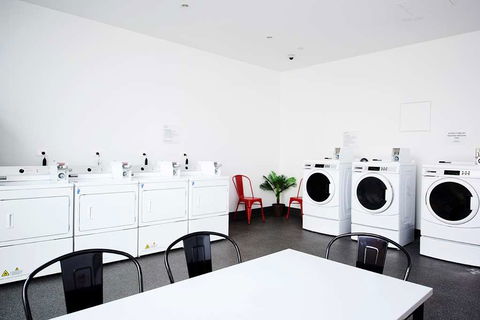 Essence Hotel Carlton - Darwin Holiday 9