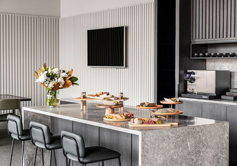 Oakwood Premier Melbourne - Darwin Holiday 1