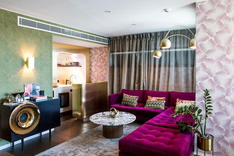 Ovolo The Valley Brisbane - Darwin Holiday 13