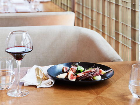 Sofitel Sydney Darling Harbour - Darwin Holiday 11