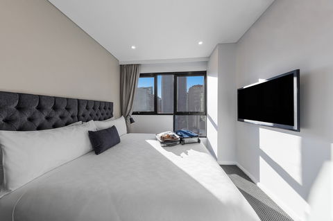 Meriton Suites Kent Street - Darwin Holiday 7