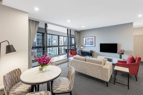 Meriton Suites Kent Street - Darwin Holiday 10