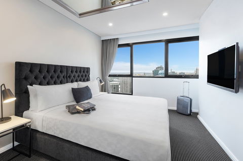 Meriton Suites Kent Street - Darwin Holiday 11