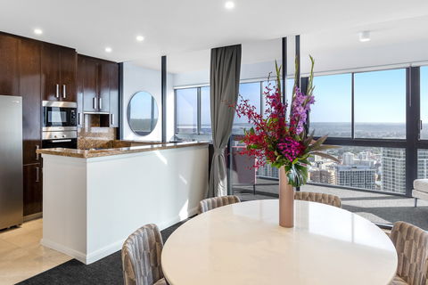 Meriton Suites Kent Street - Darwin Holiday 14