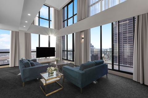 Meriton Suites Pitt Street - Darwin Holiday 1