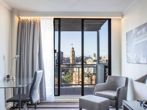 Mercure Sydney - Darwin Holiday 6