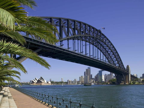 Mercure Sydney - Darwin Holiday 16