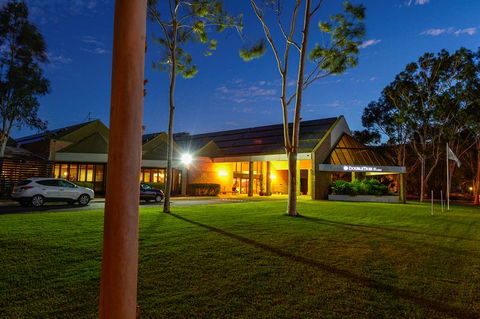 DoubleTree By Hilton Hotel Alice Springs - Darwin Holiday 1