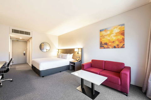 DoubleTree By Hilton Hotel Alice Springs - Darwin Holiday 6