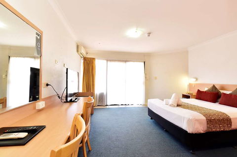 Diplomat Motel Alice Springs - Darwin Holiday 16