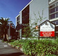 Albert Heights Service Apts - Darwin Holiday