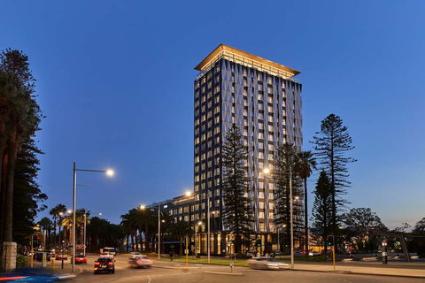 DoubleTree by Hilton Perth Waterfront - Darwin Holiday 1