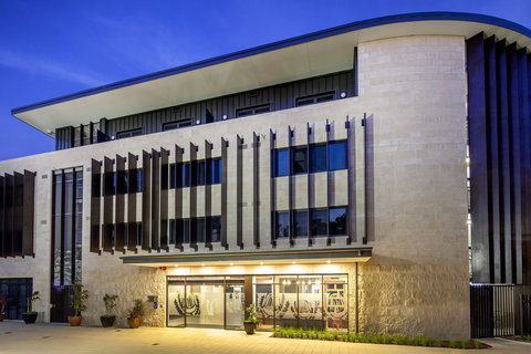 St Catherine's on Park - Darwin Holiday 0