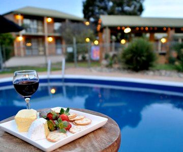 Statesman Motor Inn - Darwin Holiday 1