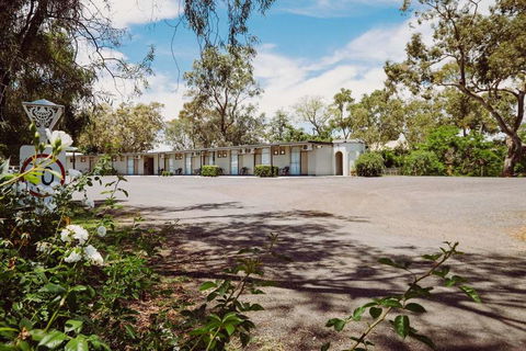 Artesian Spa Motor Inn - Darwin Holiday 1