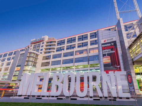 PARKROYAL Melbourne Airport - Darwin Holiday 1